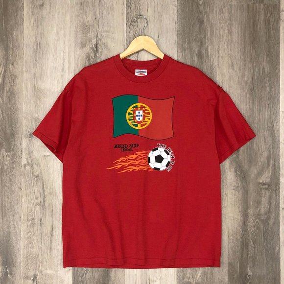 Vintage Portugal Euro 2004 tee - Soccer - Picture 1 of 2